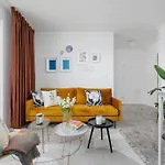 Apartment With Balcony, Private Parking - Bagry Lake - Goszczynskiego 1